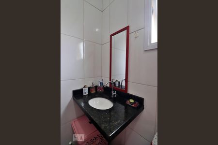 Banheiro de apartamento à venda com 2 quartos, 50m² em Parque Novo Oratório, Santo André