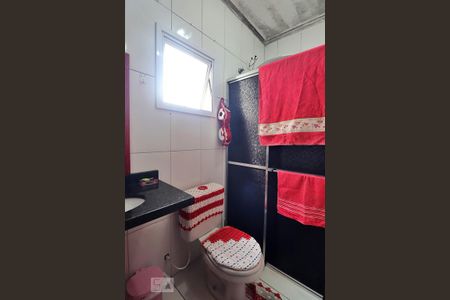 Banheiro de apartamento à venda com 2 quartos, 50m² em Parque Novo Oratório, Santo André