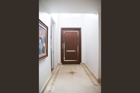 Entrada de casa à venda com 4 quartos, 800m² em Pacaembu, São Paulo