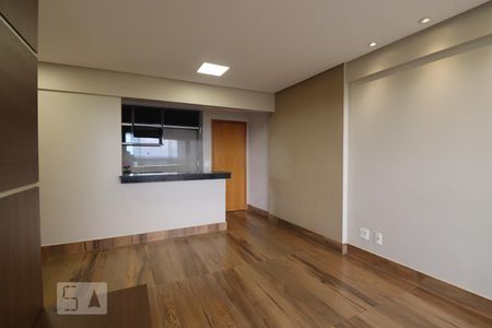 Sala de apartamento para alugar com 2 quartos, 70m² em Alto da Glória, Goiânia