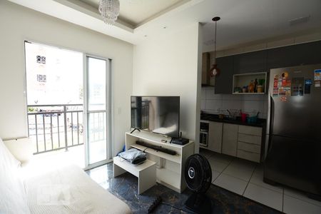 Sala de apartamento para alugar com 1 quarto, 42m² em Irajá, Rio de Janeiro