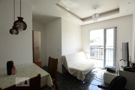 Sala de apartamento para alugar com 1 quarto, 42m² em Irajá, Rio de Janeiro