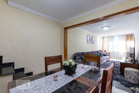 Sala de casa à venda com 3 quartos, 180m² em Vila Taquari, São Paulo