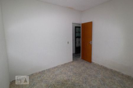Quarto de casa para alugar com 2 quartos, 90m² em Vila São Luis, Duque de Caxias