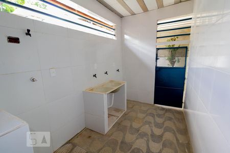 Casa para alugar com 90m², 2 quartos e 1 vaga Casa para alugar com 90m², 2 quartos e 1 vagaÁrea de Serviço