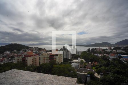 Vista de apartamento para alugar com 3 quartos, 248m² em João Paulo, Florianópolis