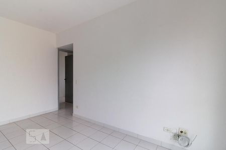 Sala de apartamento para alugar com 1 quarto, 35m² em Indianópolis, São Paulo