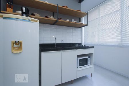 COZINHA de kitnet/studio para alugar com 1 quarto, 30m² em Petrópolis, Porto Alegre