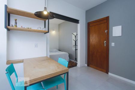 COZINHA de kitnet/studio para alugar com 1 quarto, 30m² em Petrópolis, Porto Alegre