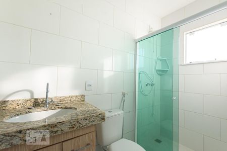 Casa à venda com 135m², 3 quartos e 1 vaga Casa à venda com 135m², 3 quartos e 1 vagaBanheiro da Suíte