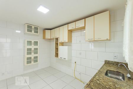 Casa à venda com 135m², 3 quartos e 1 vaga Casa à venda com 135m², 3 quartos e 1 vagaCozinha