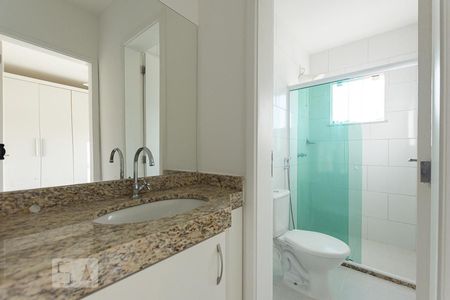 Casa à venda com 135m², 3 quartos e 1 vaga Casa à venda com 135m², 3 quartos e 1 vagaBanheiro social