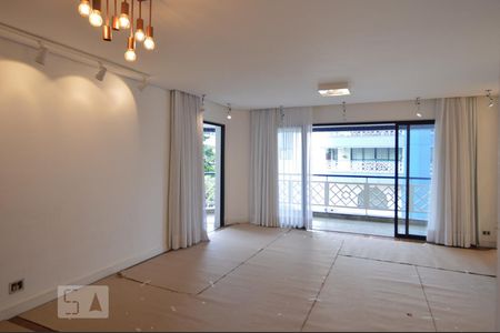 Sala de apartamento à venda com 4 quartos, 145m² em Vila Gomes Cardim, São Paulo