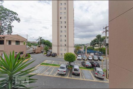 Vista Quarto 1 de apartamento para alugar com 3 quartos, 62m² em Parque Císper, São Paulo