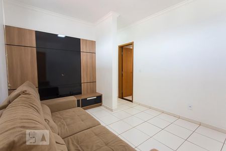 Sala de apartamento para alugar com 2 quartos, 52m² em Santa Mônica, Uberlândia