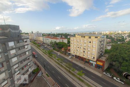 Vista da Sala de apartamento para alugar com 2 quartos, 64m² em Petropolis, Porto Alegre