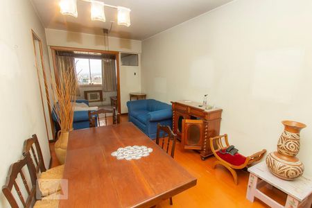 Sala de apartamento para alugar com 2 quartos, 64m² em Petropolis, Porto Alegre