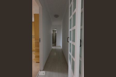 Corredor de apartamento à venda com 2 quartos, 58m² em Jardim Taboao, São Paulo