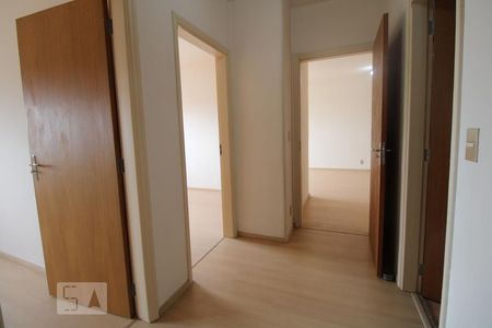 Hall dos quartos de apartamento para alugar com 3 quartos, 93m² em Bosque, Campinas