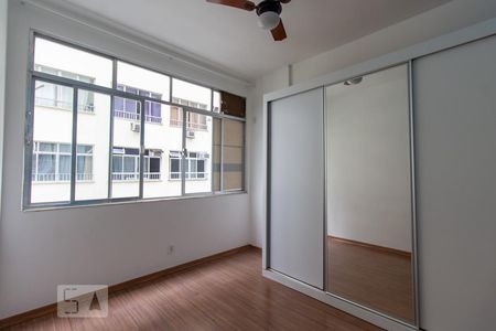 Suite de apartamento à venda com 1 quarto, 38m² em Botafogo, Rio de Janeiro