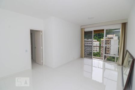 Apartamento à venda com 90m², 2 quartos e 1 vagaSala