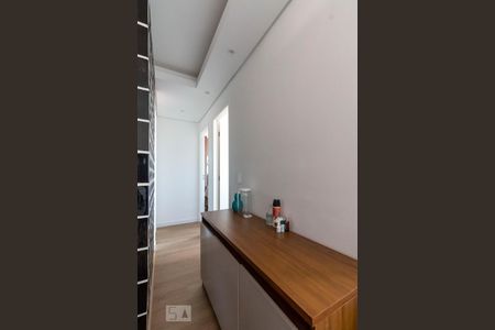 Corredor de apartamento à venda com 2 quartos, 40m² em Jardim Helena, São Paulo