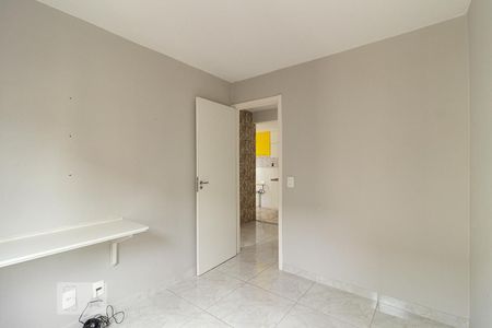 Quarto 1 de apartamento para alugar com 2 quartos, 42m² em Campo Grande, Rio de Janeiro