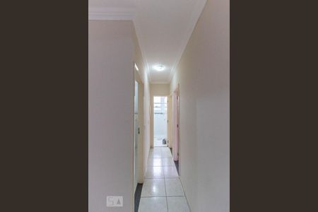 Corredor Quartos, Banheiro e Cozinha de apartamento para alugar com 2 quartos, 48m² em Jardim Central, Cotia