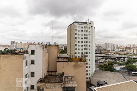 Vista Sala/Quarto de apartamento à venda com 1 quarto, 26m² em Sé, São Paulo