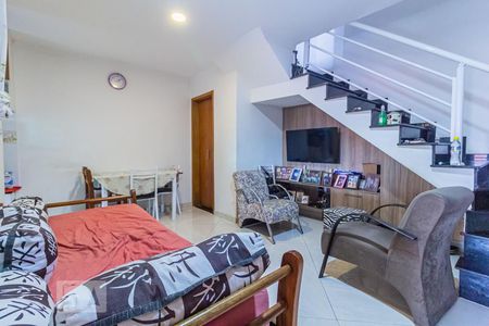 Casa à venda com 80m², 2 quartos e 1 vagaSala