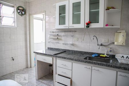 Apartamento à venda com 110m², 4 quartos e 2 vagas Apartamento à venda com 110m², 4 quartos e 2 vagasCozinha