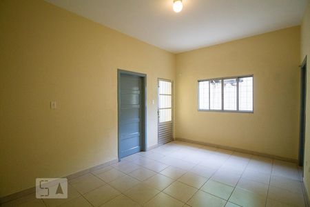 Sala de casa para alugar com 1 quarto, 50m² em Vila Monumento, São Paulo