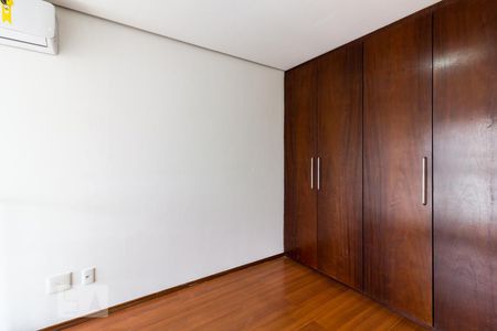 Suite de apartamento à venda com 1 quarto, 50m² em Vila Uberabinha, São Paulo