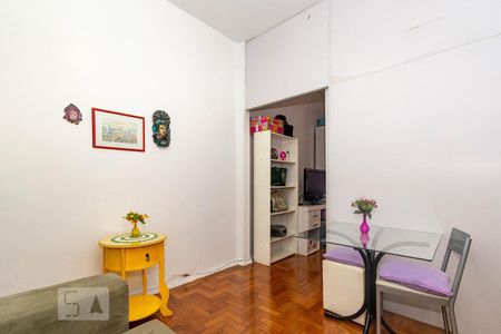 Sala de kitnet/studio à venda com 1 quarto, 45m² em Copacabana, Rio de Janeiro