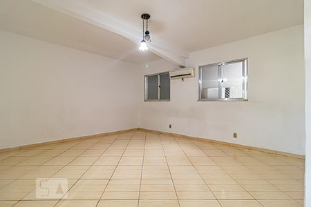 Quarto - Suíte de casa para alugar com 1 quarto, 60m² em Pechincha, Rio de Janeiro