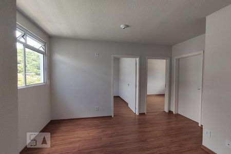 Sala de apartamento à venda com 2 quartos, 45m² em Diehl, Novo Hamburgo