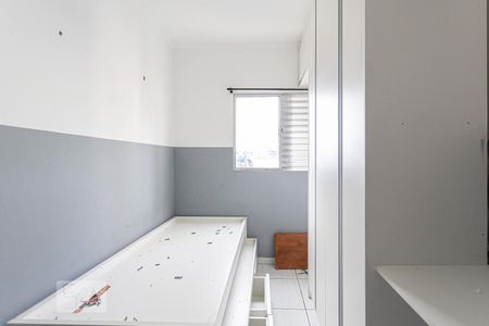 Quarto 2 de apartamento para alugar com 2 quartos, 49m² em Jardim Maria Beatriz, Carapicuíba