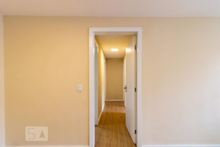 Corredor de apartamento para alugar com 3 quartos, 145m² em Bacacheri, Curitiba