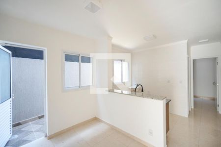 Sala de apartamento para alugar com 1 quarto, 34m² em Vila Invernada, São Paulo