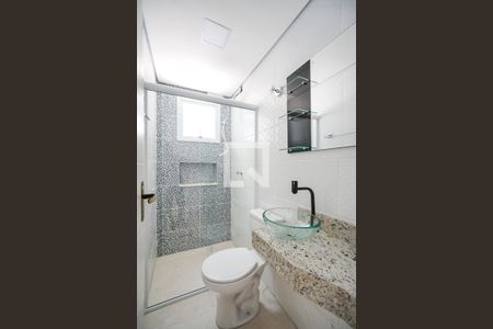 Banheiro de apartamento para alugar com 1 quarto, 34m² em Vila Invernada, São Paulo