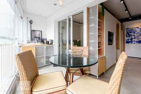 Varanda / Cozinha de kitnet/studio para alugar com 1 quarto, 36m² em Pinheiros, São Paulo