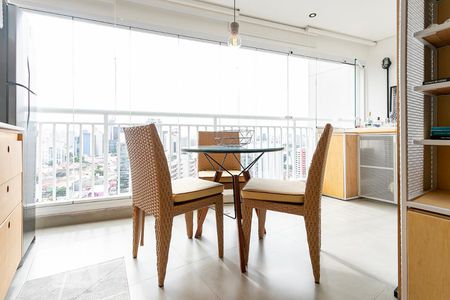 Varanda / Cozinha de kitnet/studio para alugar com 1 quarto, 36m² em Pinheiros, São Paulo