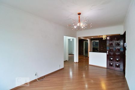 Sala de casa à venda com 4 quartos, 193m² em Jardim Morro Verde, São Paulo