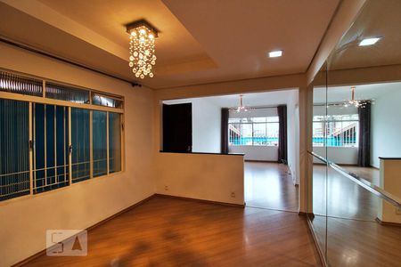 Sala de Jantar de casa à venda com 4 quartos, 193m² em Jardim Morro Verde, São Paulo