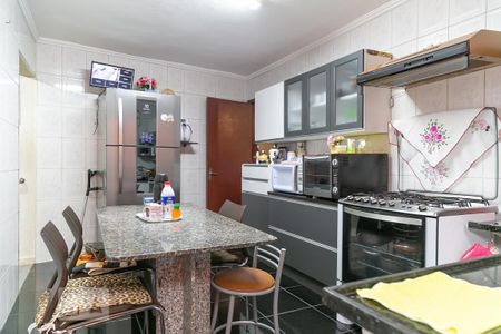 Casa para alugar com 220m², 2 quartos e 2 vagas Casa para alugar com 220m², 2 quartos e 2 vagasCozinha