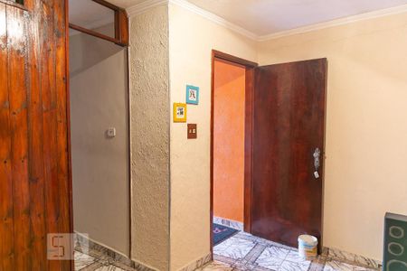 Casa para alugar com 220m², 2 quartos e 2 vagas Casa para alugar com 220m², 2 quartos e 2 vagasQuarto 2