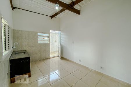 Sala e Cozinha de apartamento para alugar com 1 quarto, 32m² em Vila Aricanduva, São Paulo