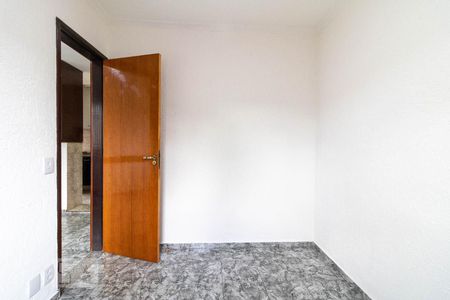 Quarto 1 de apartamento para alugar com 2 quartos, 47m² em Jardim Casa Pintada, São Paulo