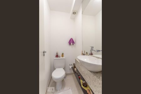 Lavabo de apartamento à venda com 2 quartos, 93m² em Barra Funda, São Paulo