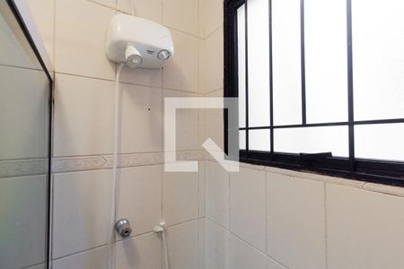 Banheiro de casa para alugar com 1 quarto, 80m² em Sumarezinho, São Paulo
